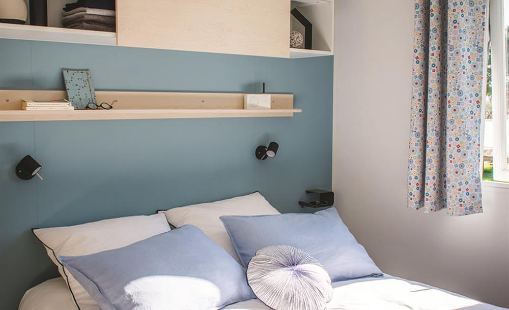 Chambre d'un mobile-home 3 chambres au Camping du Futur