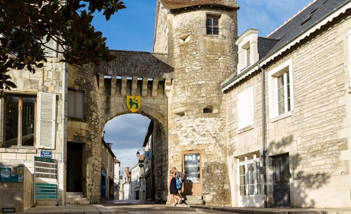 Porte d'entrée de la cité médiévale
