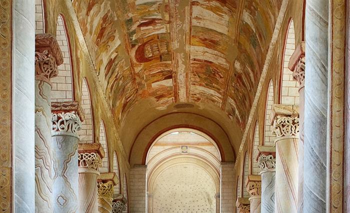 Les colonnes de l'Abbaye de Saint-Savin