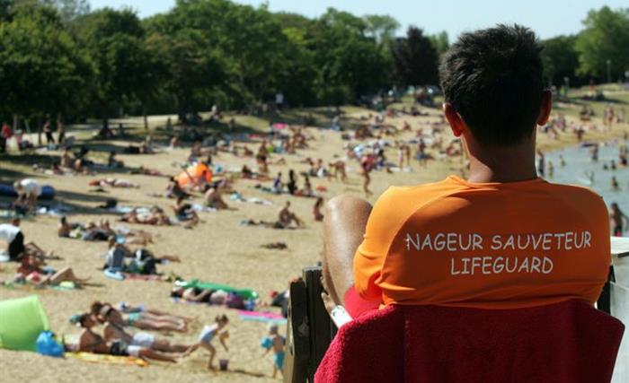 Baignade surveillée au Lac de Saint-Cyr