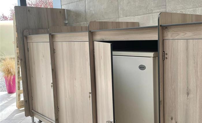 Casiers à frigo au Camping du Futur